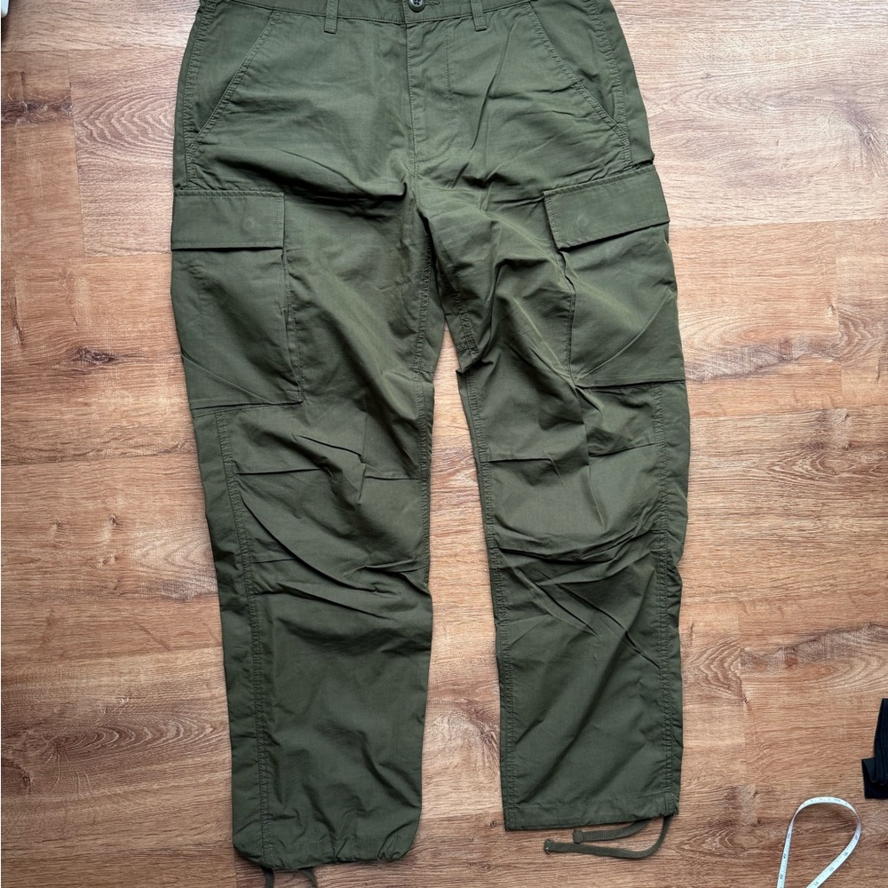 J. Crew wallace and Barnes Men's Olive Cargo Pants - Tactical Utility Style